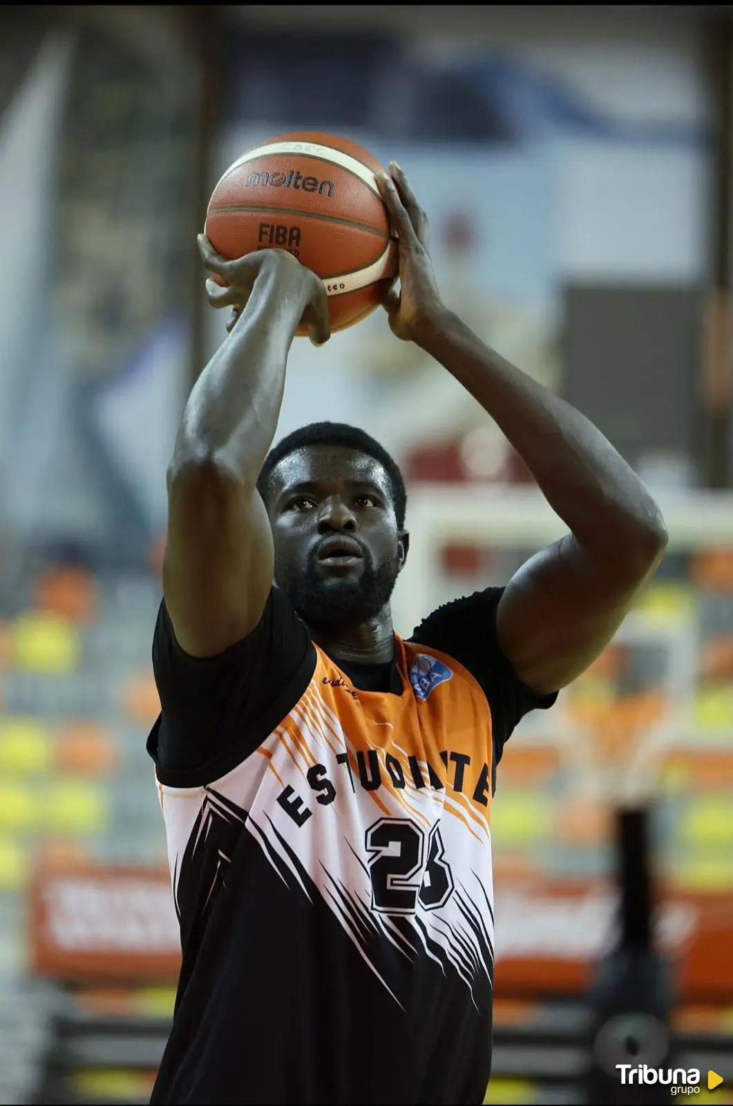 Abdoulaye Toure, pivot del Óbila