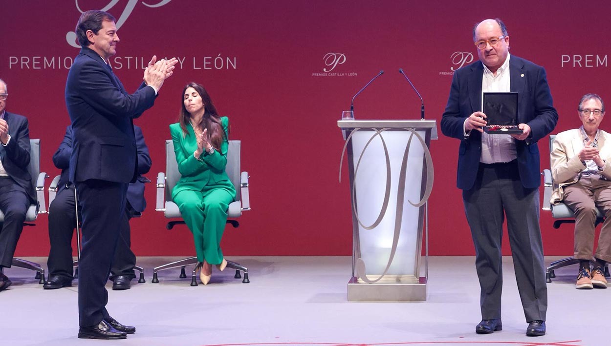 Mañueco ensalza la labor "impagable" de Proyecto Hombre con las personas más vulnerables