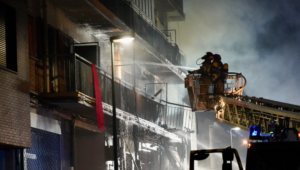 Así fue la explosión en la calle Goya: movilización de Policía y de varias dotaciones de los Bomberos