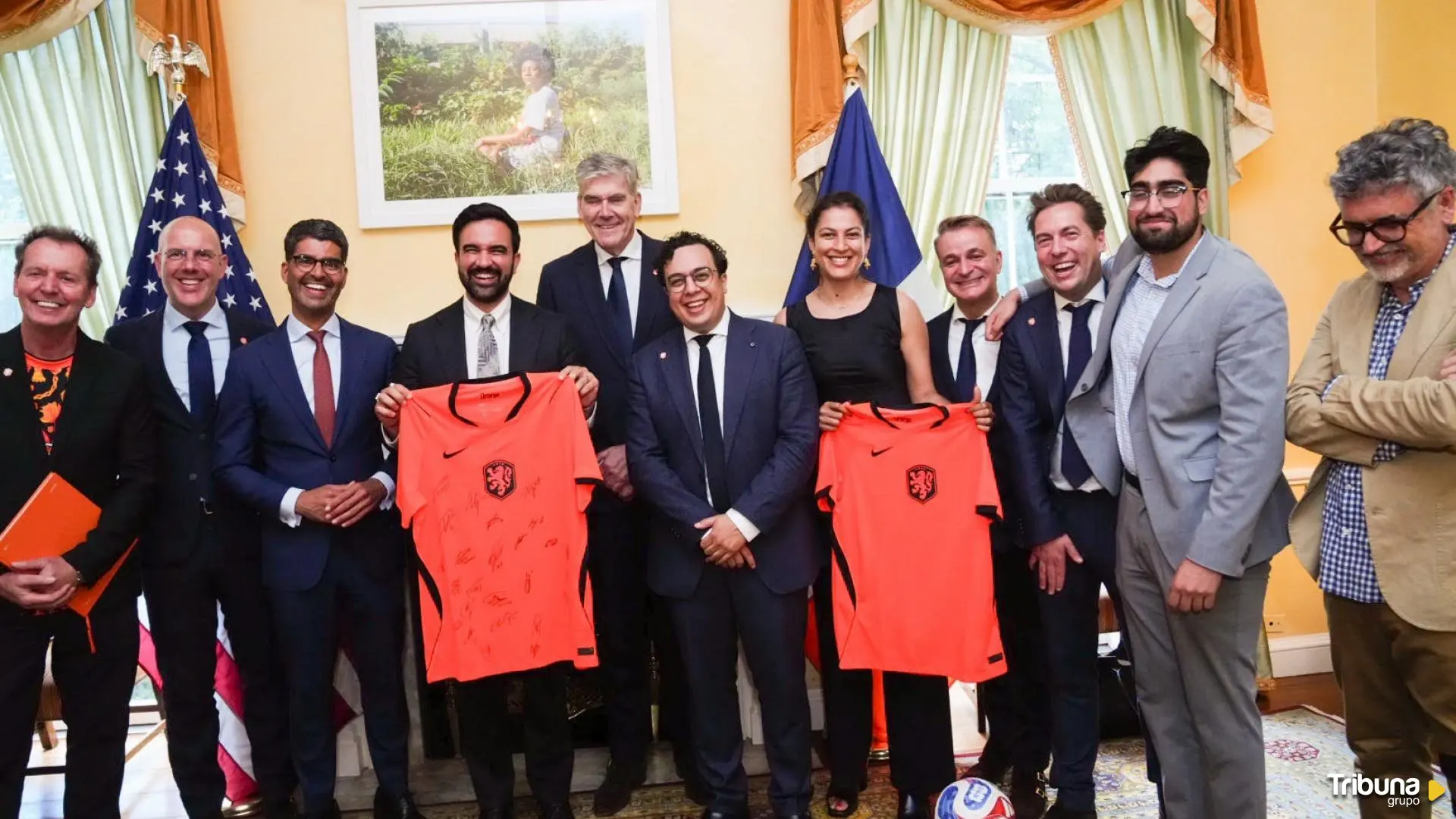 La selección de Países Bajos visita al alcalde de New York Zohran Mamdani. Foto: KNVB