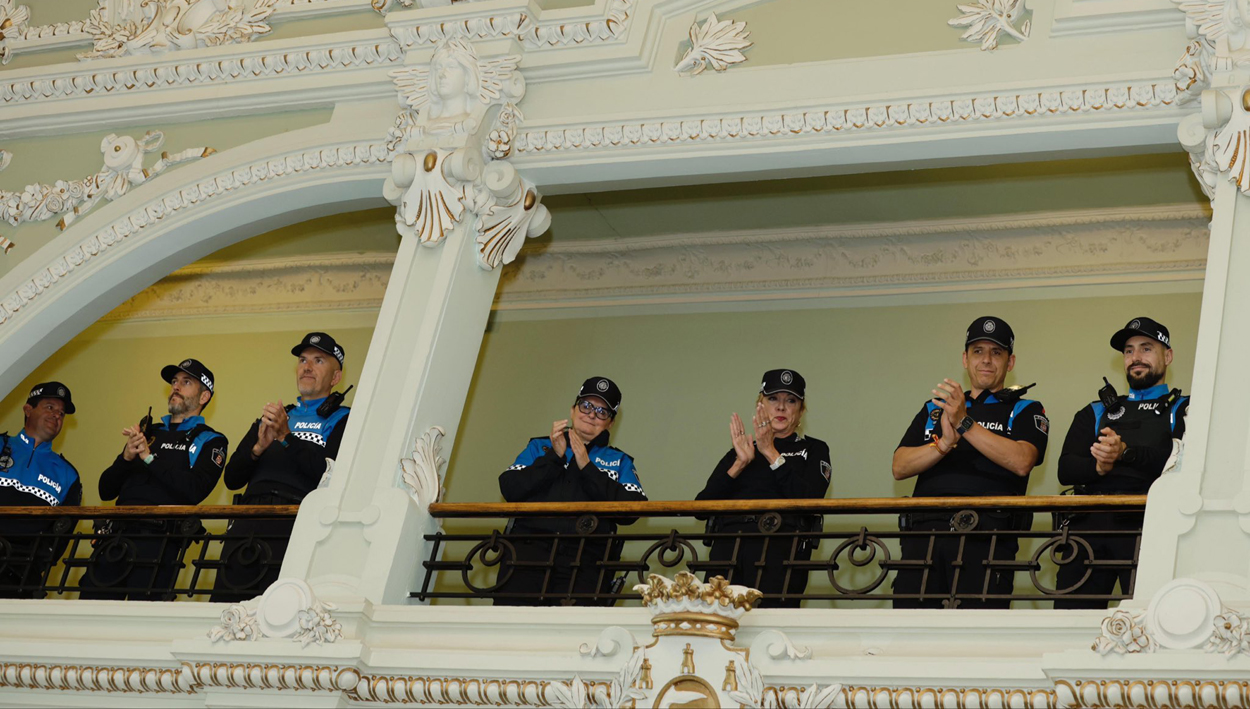 Aprobada por unanimidad la concesión de la medalla de oro de la ciudad a la Policía Municipal