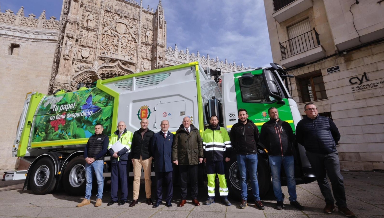 Valladolid refuerza la recogida de papel y cartón con un nuevo camión más eficiente