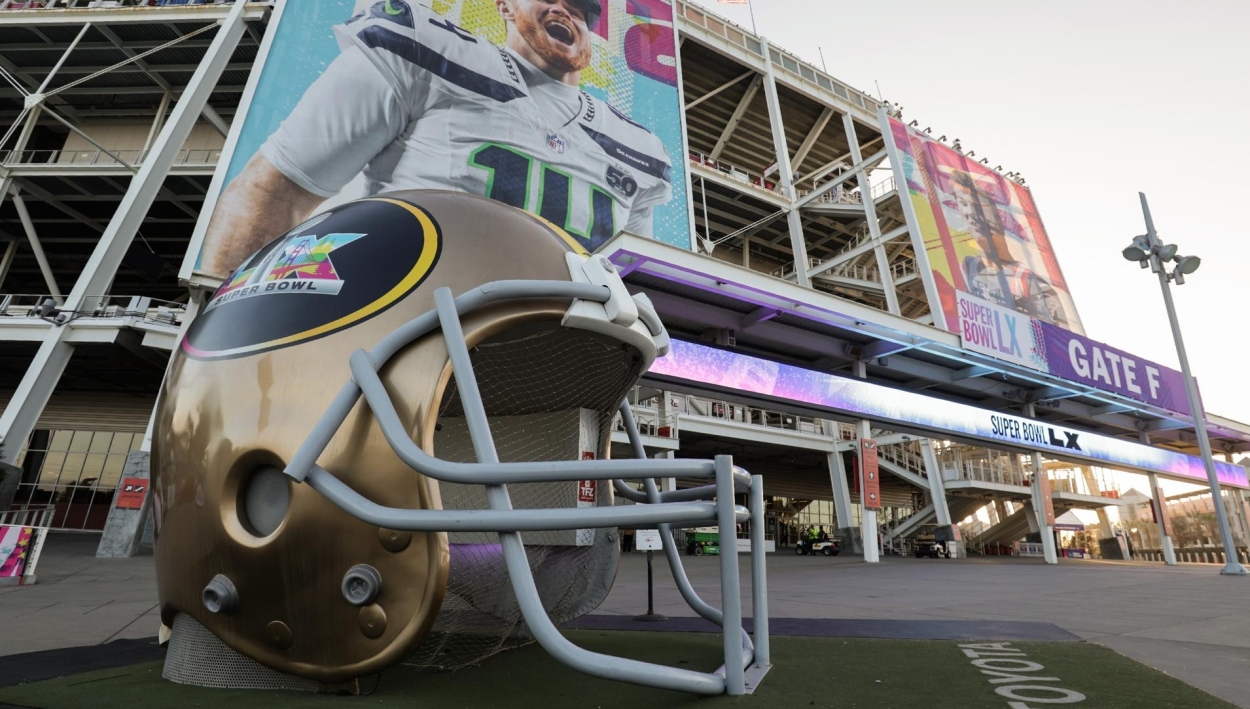 Las entradas del Super Bowl alcanzan precios récord a un día de la gran final