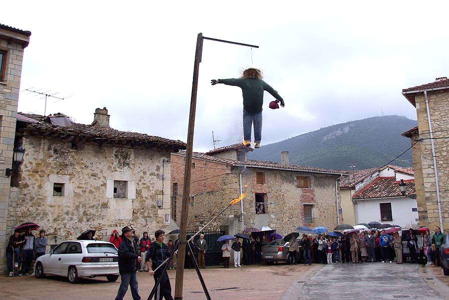 Quema del Judas en Trespaderne. Foto: Ayuntamiento de Trespaderne